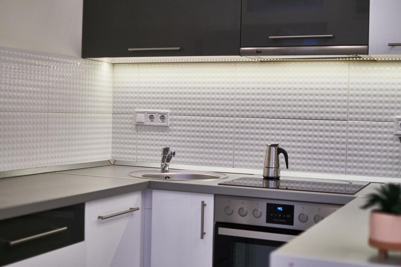 F4 Design Apartment- ブダペスト エクステリア 写真